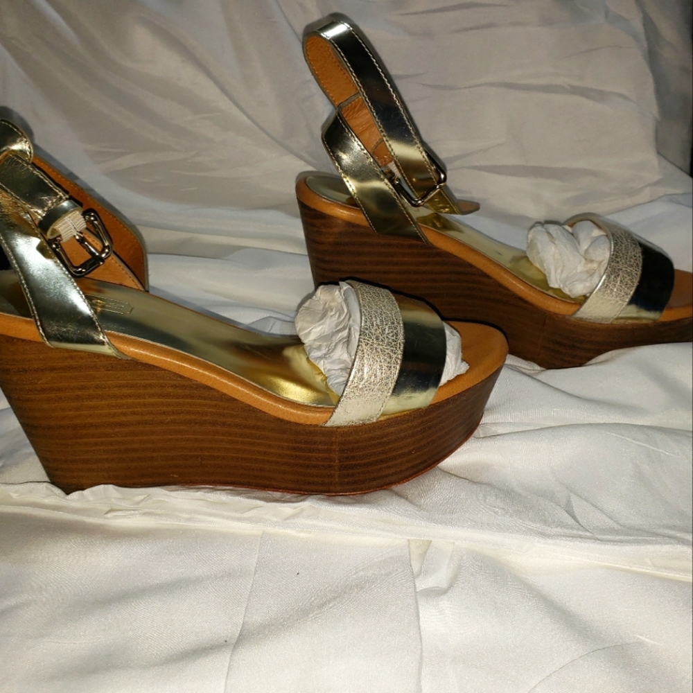Coach wedges